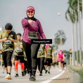 Runner Photo 6763144