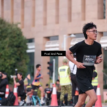Runner Photo 6763149