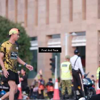 Runner Photo 6763159