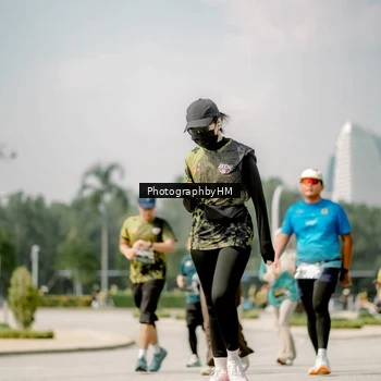 Runner Photo 6763200