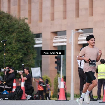 Runner Photo 6763211