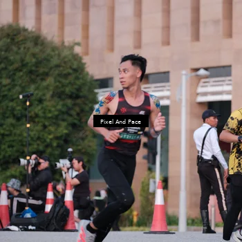 Runner Photo 6763219