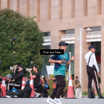 Runner Photo 6763226