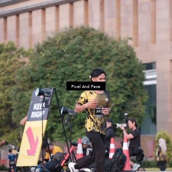 Runner Photo 6763272