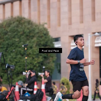 Runner Photo 6763274