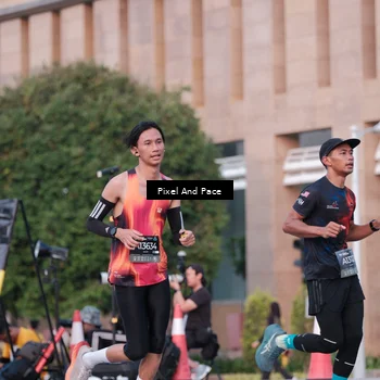 Runner Photo 6763304