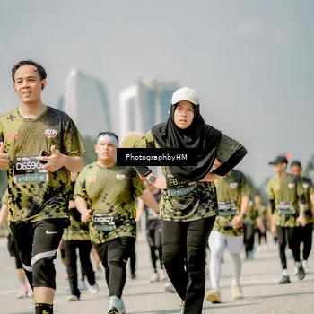 Runner Photo 6763305