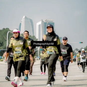 Runner Photo 6763306