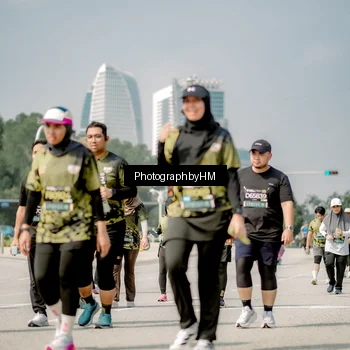 Runner Photo 6763308