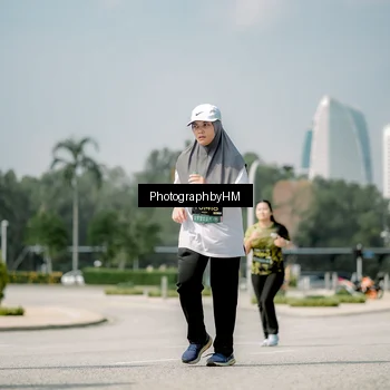 Runner Photo 6763325