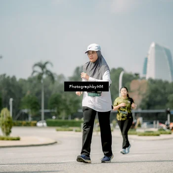Runner Photo 6763330