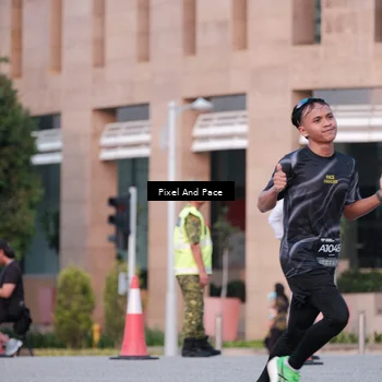 Runner Photo 6763353
