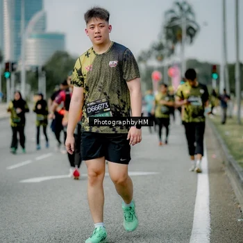 Runner Photo 6763386