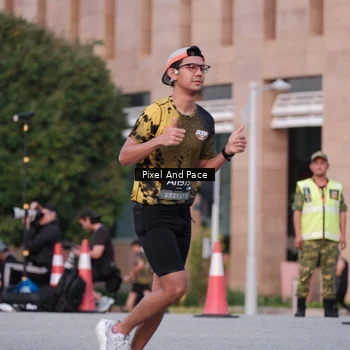 Runner Photo 6763402