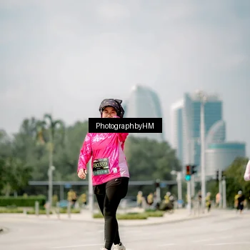 Runner Photo 6763431
