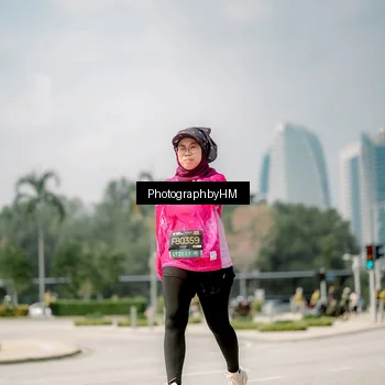 Runner Photo 6763443