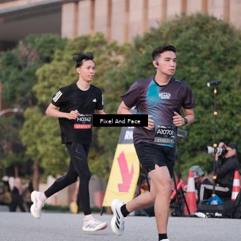 Runner Photo 6763445