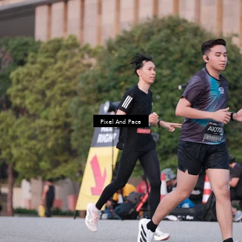 Runner Photo 6763447