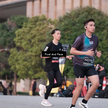 Runner Photo 6763448