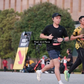 Runner Photo 6763469