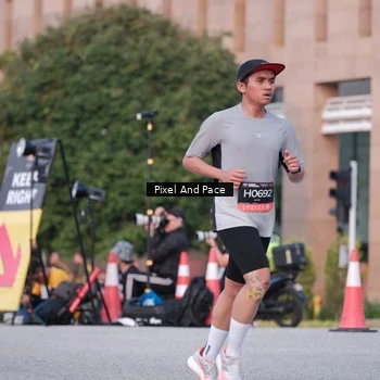 Runner Photo 6763473