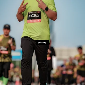 Runner Photo 6763475