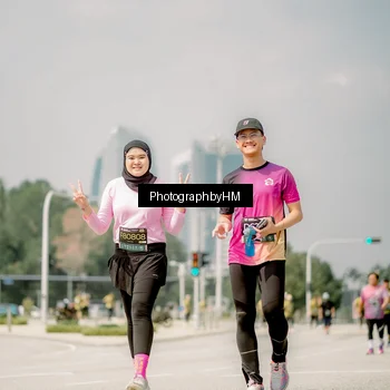 Runner Photo 6763479