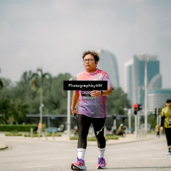 Runner Photo 6763512