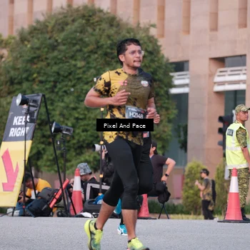Runner Photo 6763532