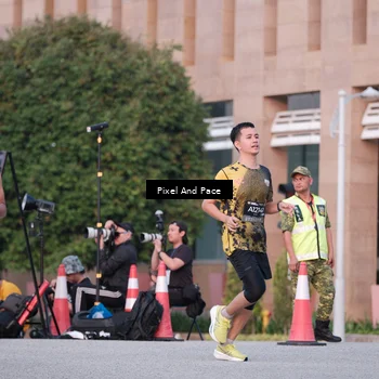 Runner Photo 6763546