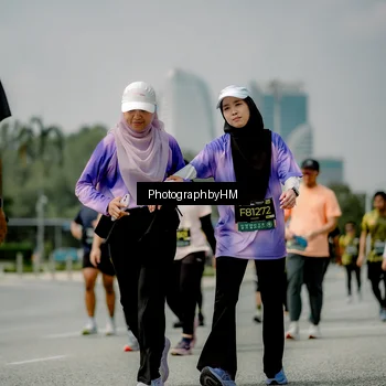 Runner Photo 6763547