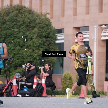 Runner Photo 6763548