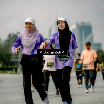 Runner Photo 6763564