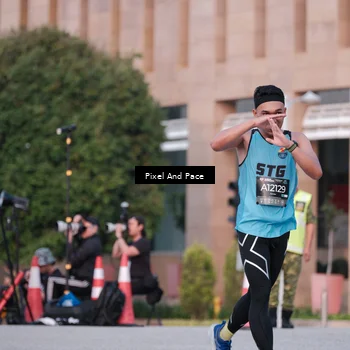 Runner Photo 6763575