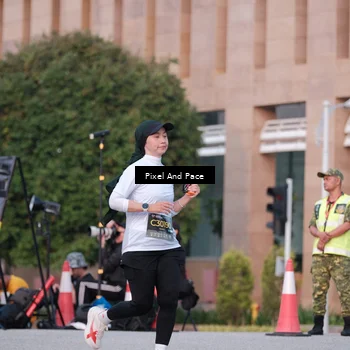 Runner Photo 6763584