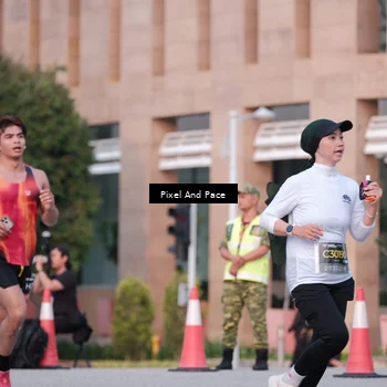Runner Photo 6763589
