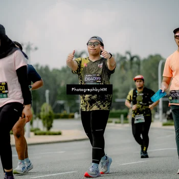 Runner Photo 6763592