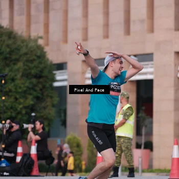 Runner Photo 6763604