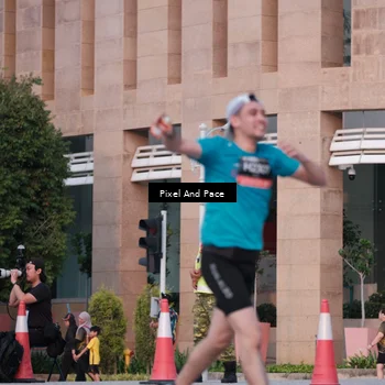 Runner Photo 6763606