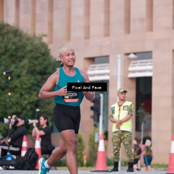 Runner Photo 6763608