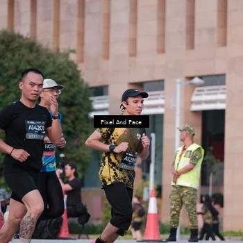 Runner Photo 6763622