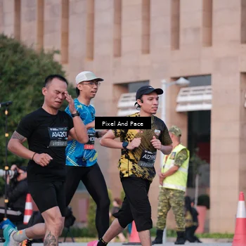Runner Photo 6763632