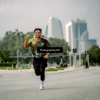 Runner Photo 6763672