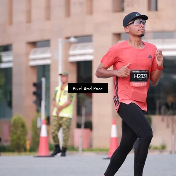 Runner Photo 6763673