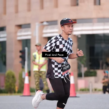 Runner Photo 6763679