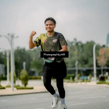 Runner Photo 6763684