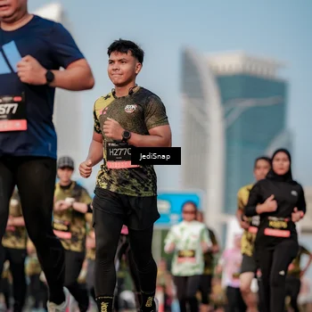 Runner Photo 6763696