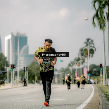 Runner Photo 6763719