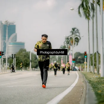 Runner Photo 6763724