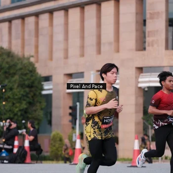 Runner Photo 6763733